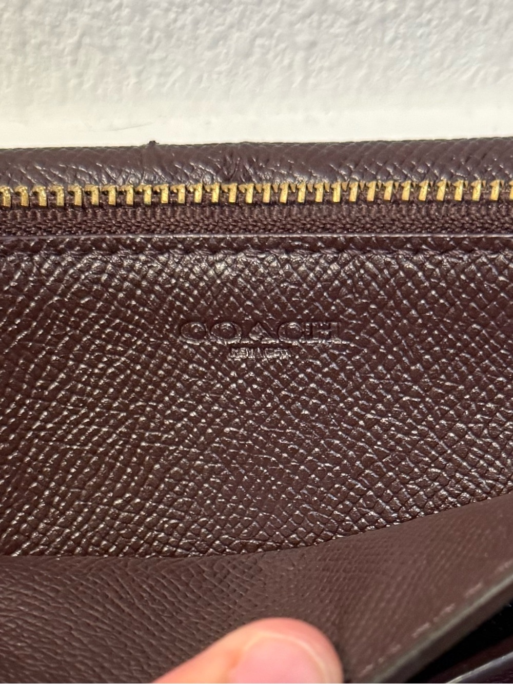 Coach Metallic Raspberry Leather Chain Convertible Crossbody Wristlet - Picture 4 of 9